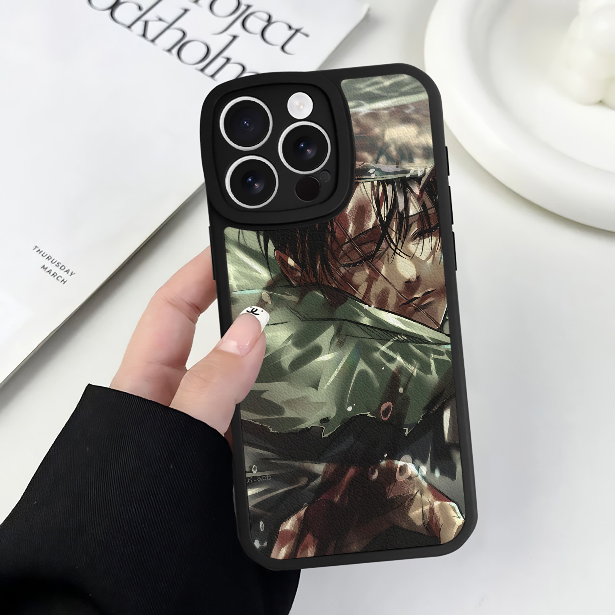 （画像用） 進撃の巨人 Attack on Titan 【iPhone 16シリーズ対応】シリコンスマホケース（レザー調） 材質：シリコン